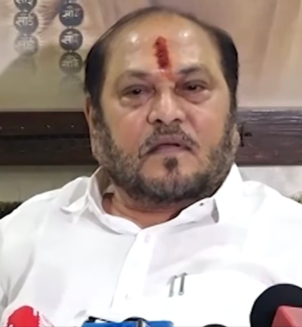 शिवसेना नेते रामदास कदम बॅक फूटवर: स्व.बाळासाहेब ठाकरेंच्या मृत्यूप्रकरणात दोन पावले मागे घेत युटर्न घेतला.